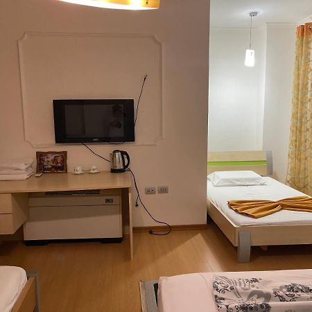 Albjona Guesthouse Тирана Экстерьер фото