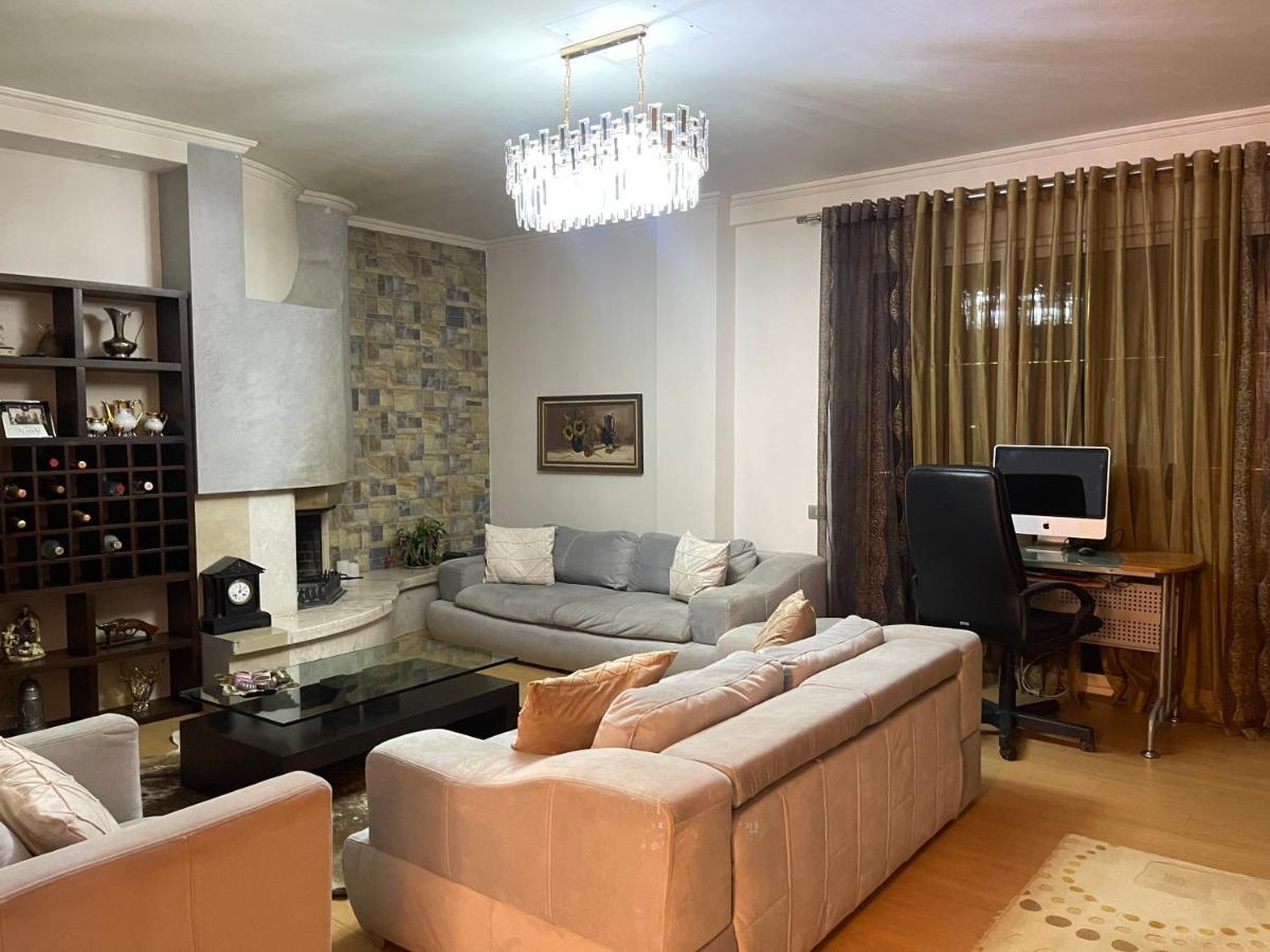 Albjona Guesthouse Тирана Экстерьер фото
